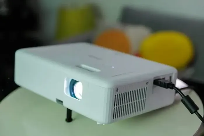 Projetor EPSON CO-W01