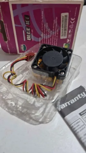 Cooler Master dissipador 40x40mm pra computador PRETO