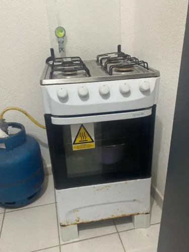 Fogão/ rack com painel