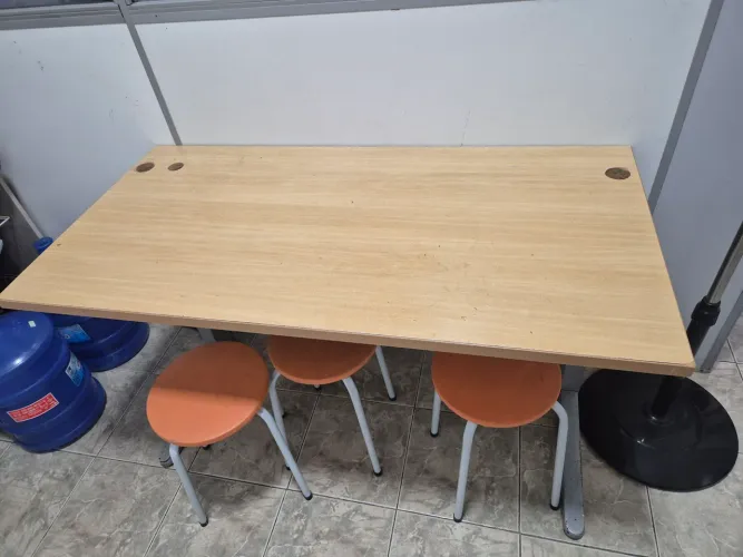 Mesa escritorio/ escrivaninha