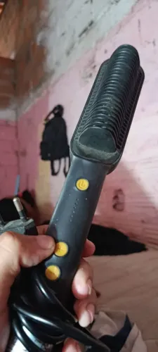 Escova elétrica alisadora em perfeito estado