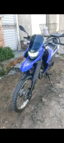 Lander 250 2023/2023 único dono com apenas 26535 km manual e chave reserva