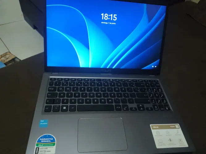 Está procurando um notebook para trabalho, estudos ou entretenimento? Esta é a sua chance!