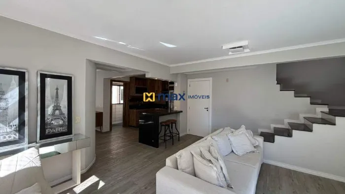 Triplex com terraço à venda em Balneário Camboriú - 650 metros da praia 3 dormitórios send