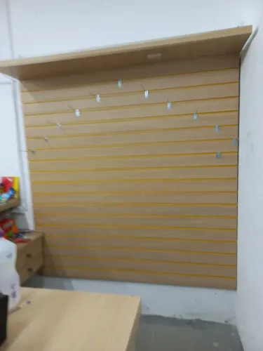 Painel fundo do balcão caixa