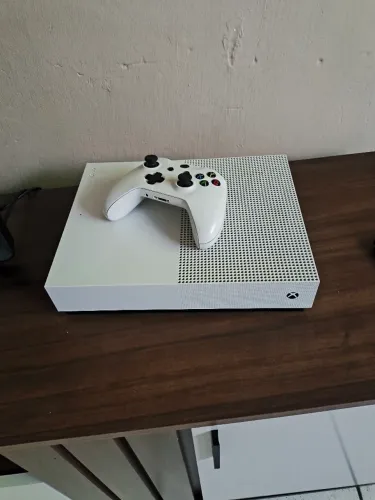 Troco Xbox one S por Pc gamer (também vendo)