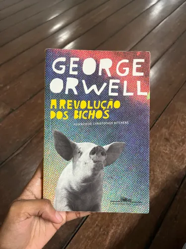 Livro A Revolução dos Bichos 