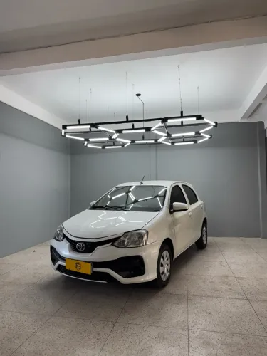 Toyota Etios X 1.3 Flex 16V 5P Mec. 2019