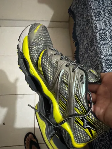 Vendo Mizuno Wave Prophecy 1 