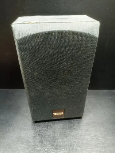Caixa de som antigo Yamaha