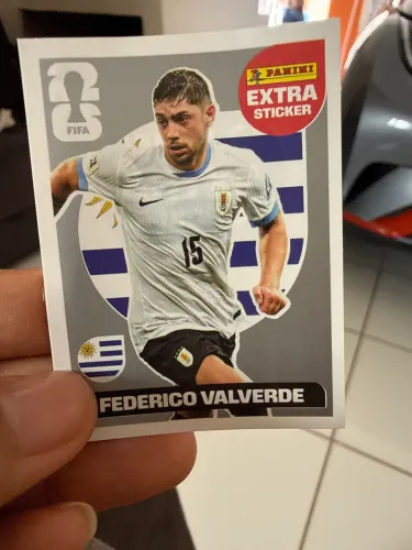 Figurinha Legend Prata
