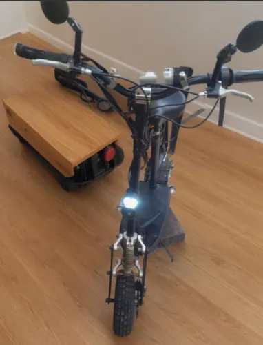 Patinete Elétrico Motronik Drop Board - Com Assento e Suspensão