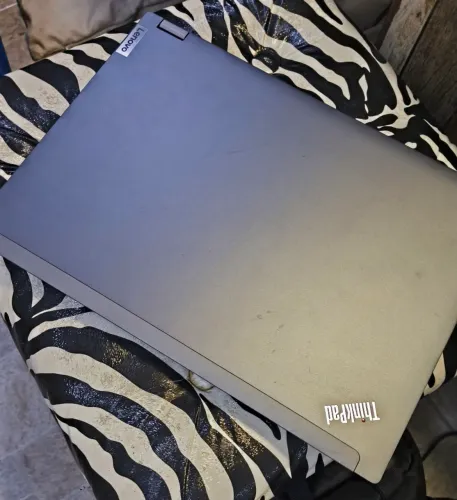 Notebook Lenovo ThinkPad P16 Gen 1