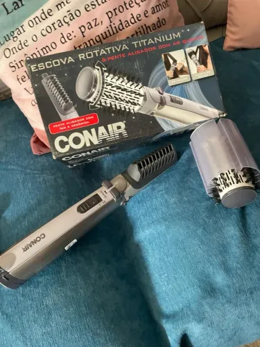 Desapego 4 Aparelhos de Cabelo Conair / Instyler (Escova Rotativa, Modelador e Chapinha)