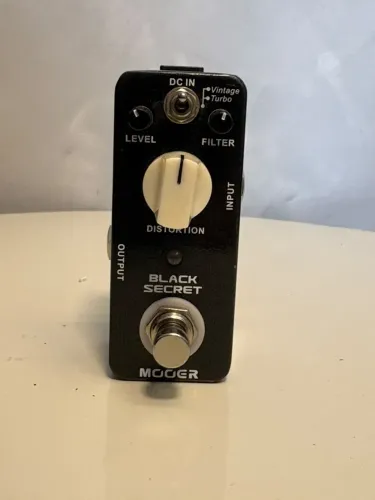 Pedal Mooer Black Secret Distortion