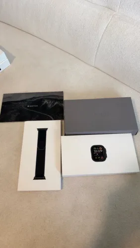 Apple Watch Ultra 2 49mm GPS + Cellular Titânio