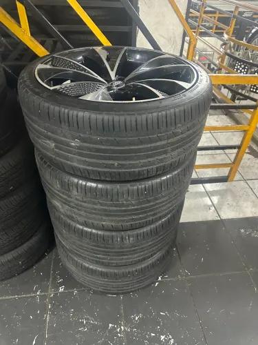 Vendo aro 22 audi 