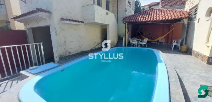 Engenho de Dentro | Casa 6 quartos, sendo 2 suites