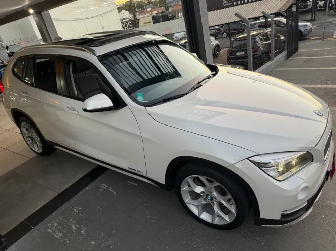 BMW X1 Sdrive 20I X-line 2.0 TB Active Flex 2015