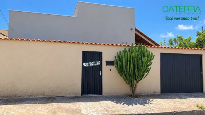 Casa (seminova) 3Q/1S - Para quem prefere morar próximo a Goiânia e Anápolis!