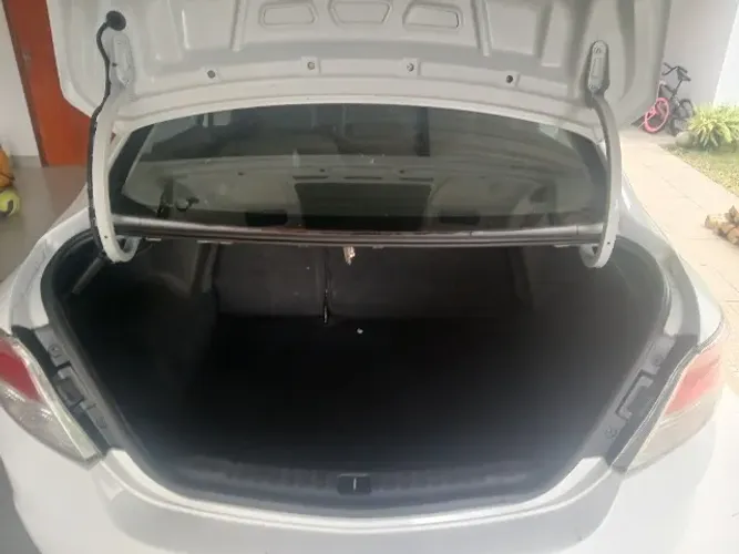 Chevrolet Prisma Sed. LT 1.0 8V Flexpower 4P 2015