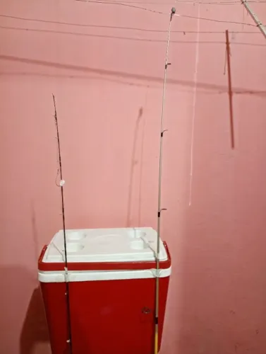 Cooler e Vara de pescar