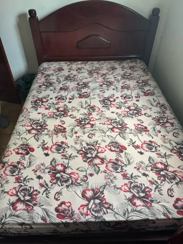 Cama de casal + colchão