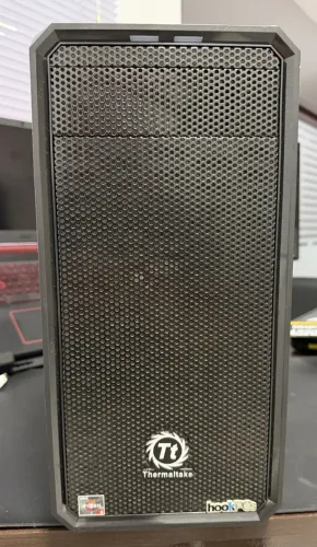 Gabinete Gamer Thermaltake Mid Tower Atx Mesh Preto (Usado)