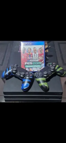Vendo um PS4 PRO 