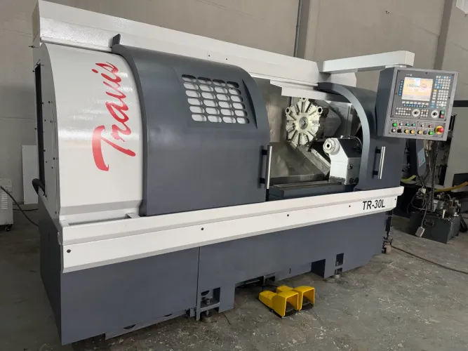 Torno cnc Travis TR 30L
