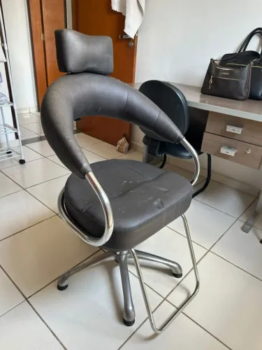 Cadeira de maquiadora - NÃO FAÇO ENTREGA