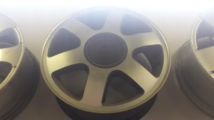Roda aro 15 Audi Preta com diamantado fosco 5X100 jogo