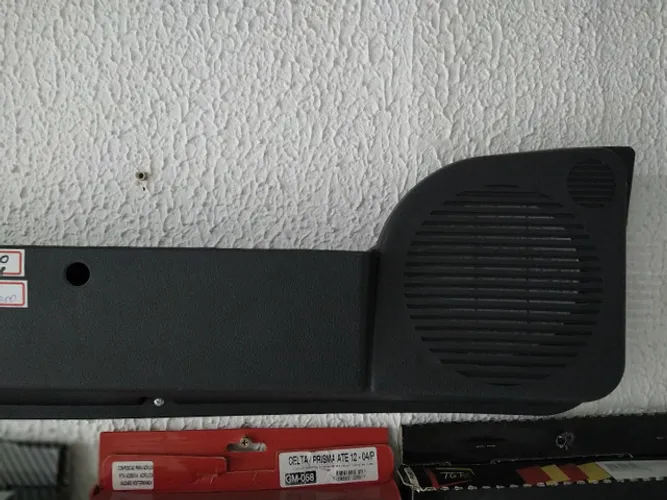 Porta treco: P/ Fiat uno. C/ 2 / 4 portas. Colocado. 