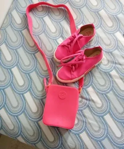 Tênis 37 + bolsa original ,rosa -moleca