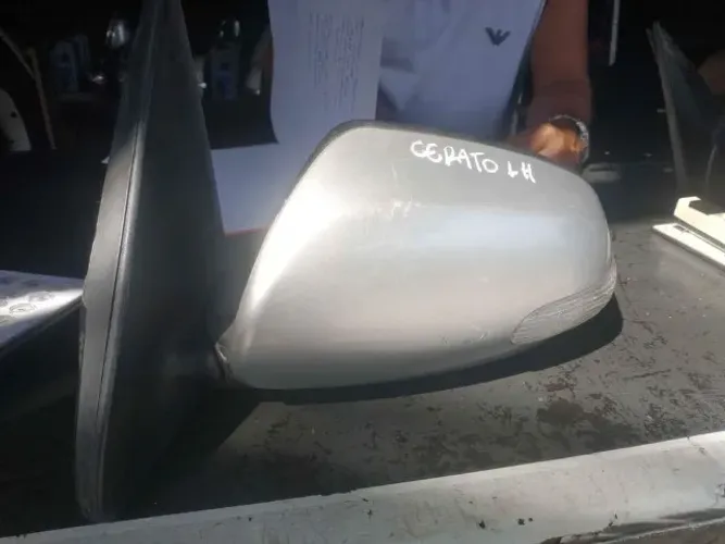RETROVISOR KIA CERATO 2010
