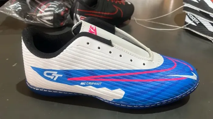 TENIS DE FUTSAL DO 34 ao 43-LANÇAMENTO