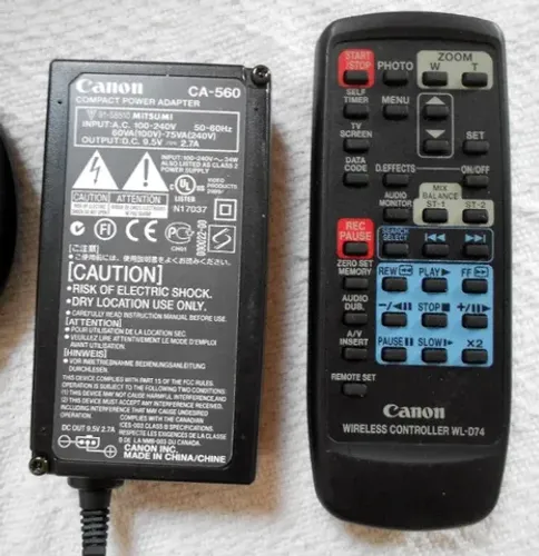 Canon WL-D74 (Controle Remoto) e o Canon CA-560 (Original Carregador/ Adaptador AC )