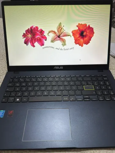 Notebook ASUS Vivobook Go 15 E510KA IDEAL PARA ESTUDOS