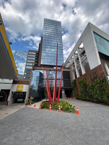 Sala para alugar em Campinas, Cambuí, com 200.31 m², Mazal Tower