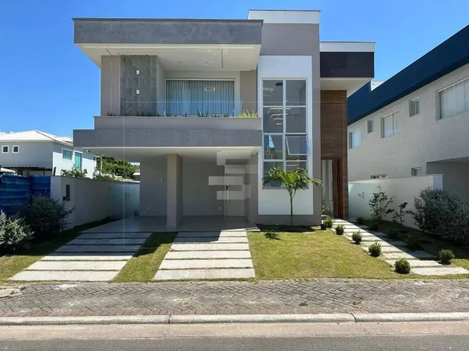 Casa moderna e sofisticada no Condomínio Boulevard Mar DUlé  Guarapari