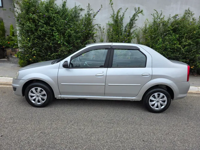 Renault Logan Expres./exp. UP Hi-flex 1.0 16V 4P 2011