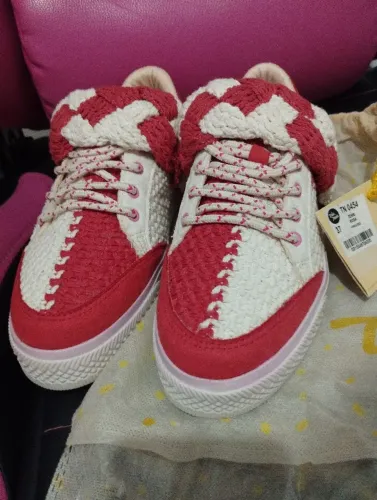 Tênis Feminino Via Mia exclusivo 37