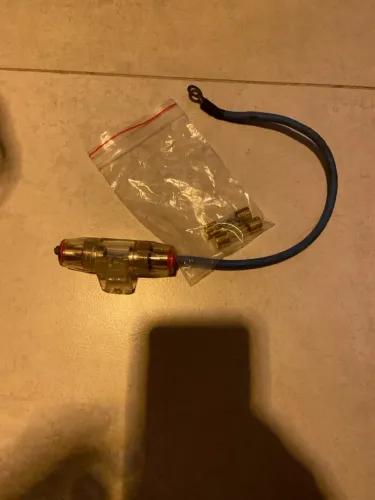Porta Fusível Automotivo com Cabo e Terminais