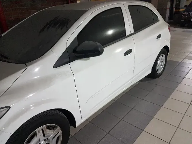 Chevrolet Onix JOY Hatch 1.0 8V Flex Mec. 4P 2018