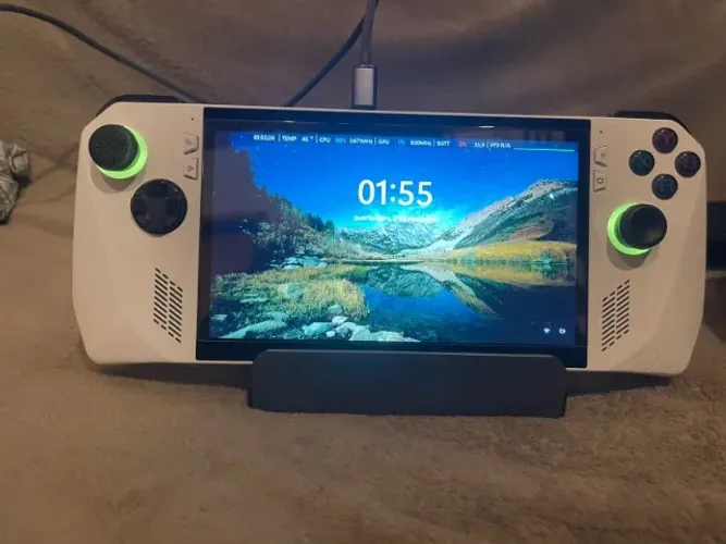 Console Portátil Asus Rog Ally Z1extreme 16gb 512gb 120hz 1080p Branco