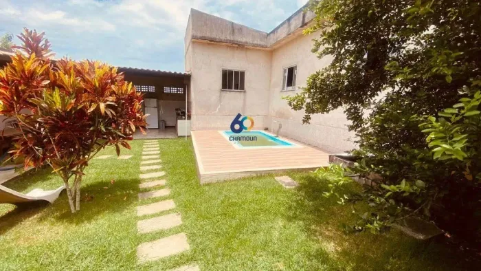Casa Exclusiva à Venda em Guarapari 2 Quartos, Piscina e Churrasqueira