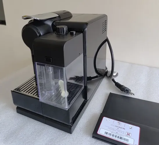 Nespresso Cafeteira Lattissima One Preta 110V<br>R$1.400,00