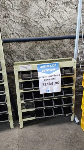 Estante Metálica com 25 Caixas