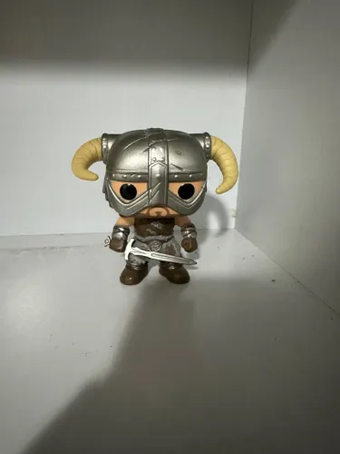 Skyrim - Dovahkiin de Funko Pop! #57