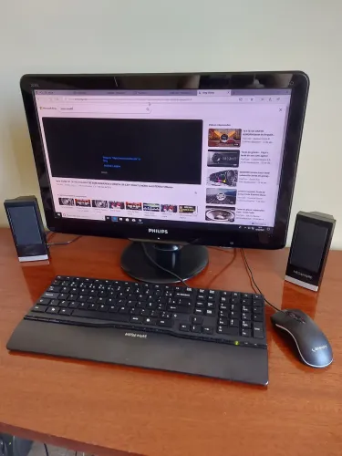 Monitor Philips LED 20" HD+